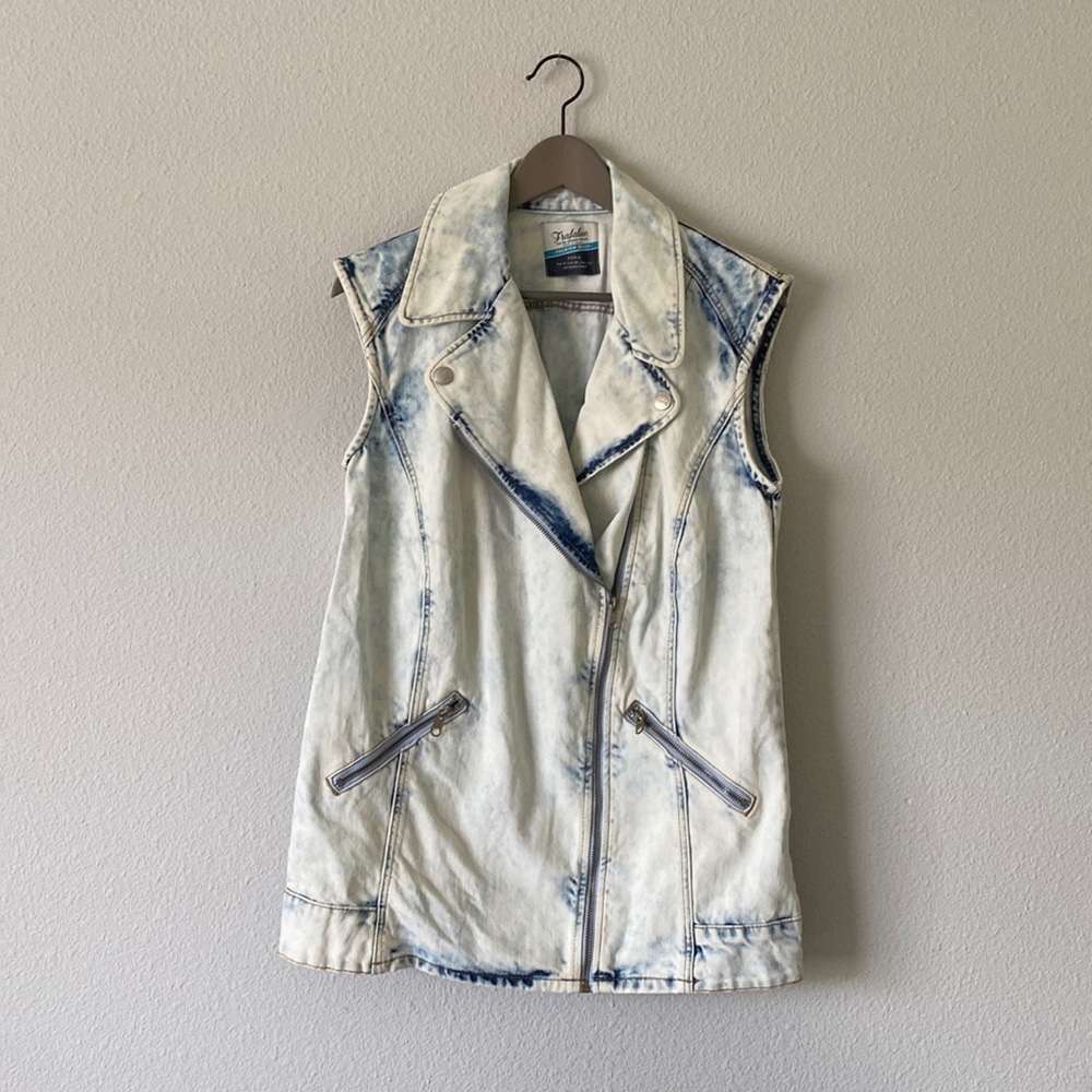 Zara denim moto vest jeans casual acid wash size medium NWOT